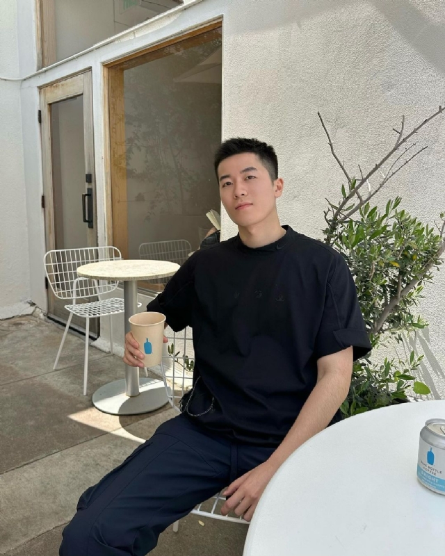 VV的第二张照片--宁德相亲服务中心