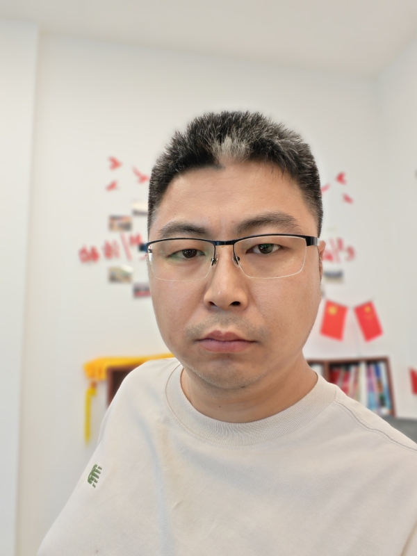 苦海寻舟的第一张照片--宁德相亲服务中心